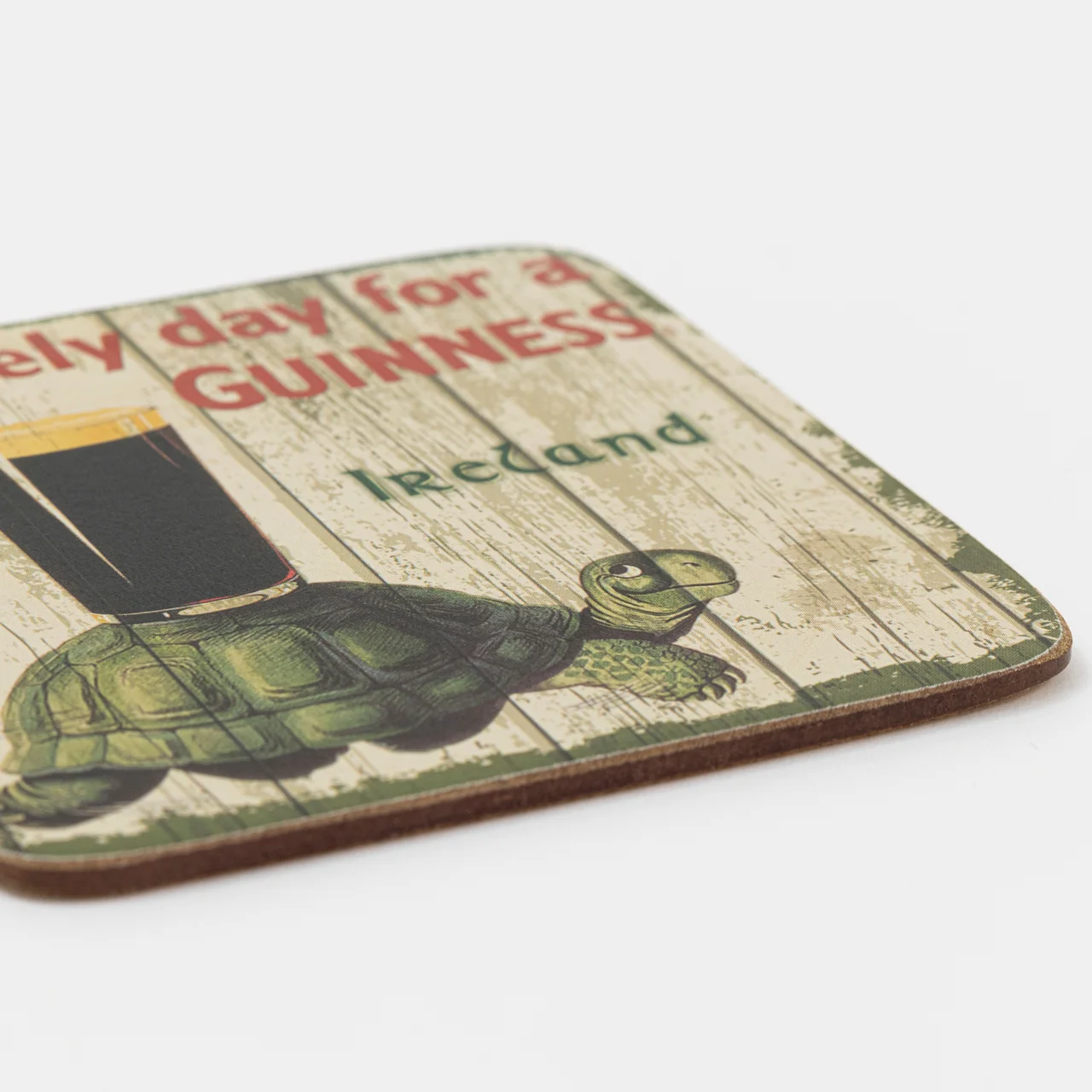 【エディター私物】GUINNESSのコースター 厚さ