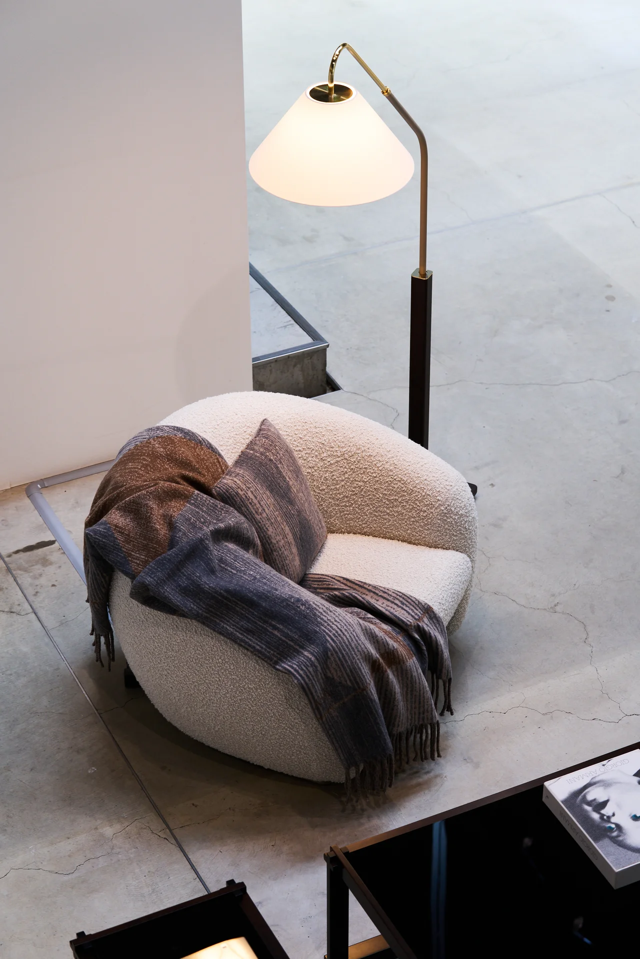 【大人のインテリア】光と余白で魅せる。「の画像_16