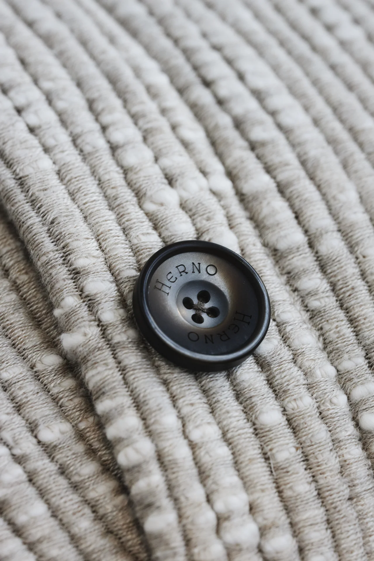 【大人のインテリア】ヘルノからブランド初の画像_21