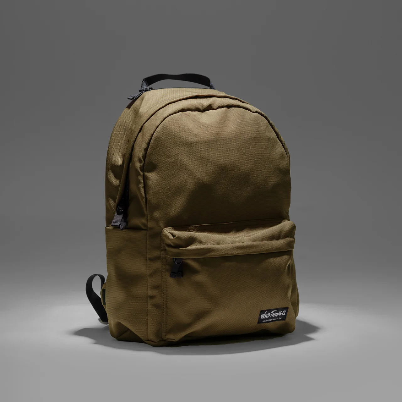 容量21Lの「ミディアム デイパック」