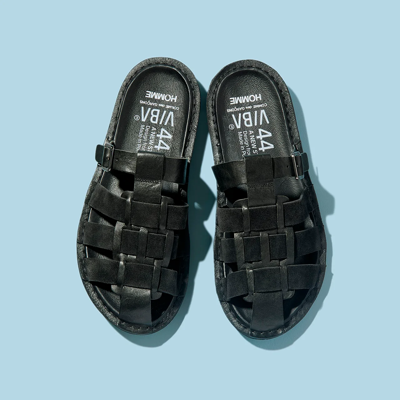 コム デ ギャルソン・オム×ビバのコラボフィシャーマンサンダル