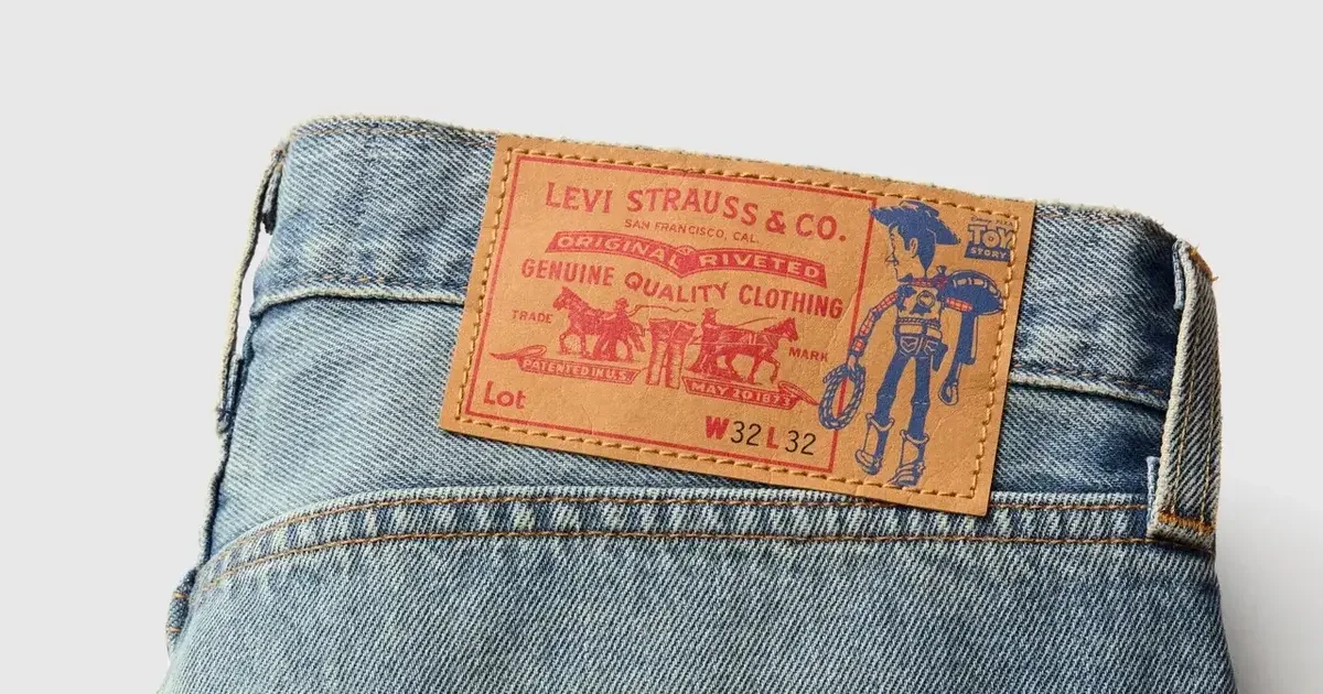 1位は『【大人のリーバイス】「トイ・ストーリー」30周年記念コラボ