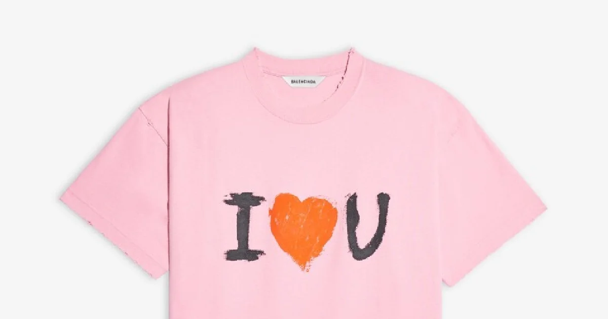 バレンタインなバレンシアガで“I Love You”をシェアしたい！ | UOMO