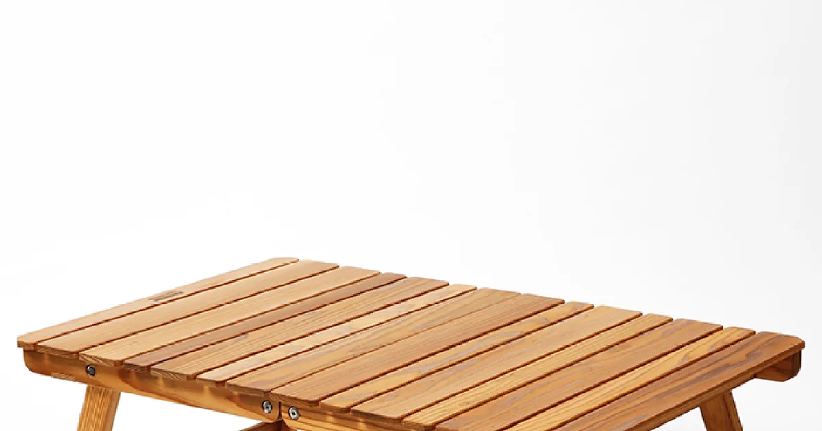 賢い大人のキャンプ道具】ソロキャンプ用のテーブルは「アルミじゃない