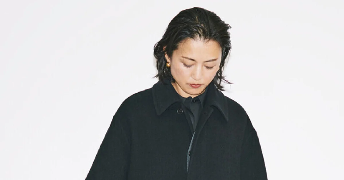 人気スタイリストが大人女子向けに手がけたコートとニットは 人気スタイリストが大人女子向けに手がけたコートとニットは