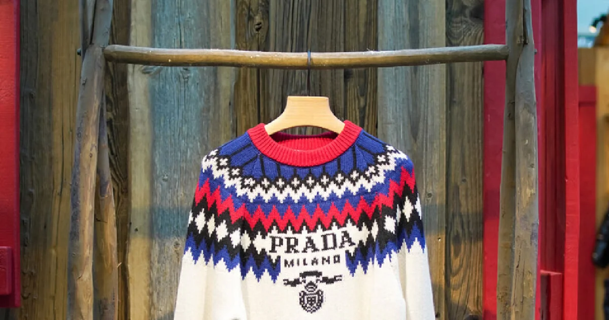 PRADA◆襟ボア/ジップアップ/ニットベスト(厚手)/40/--/KHK PRADA(プラダ) / 襟ボア/ジップアップ/ニットベスト(厚手)/40