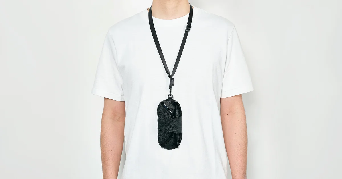 夏のサングラスをおしゃれに携帯】「アヤメ」×「ラミダス」のコラボ