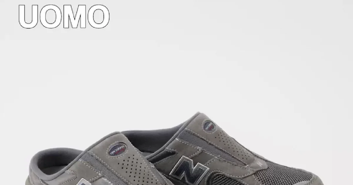 エディター私物New BalanceのM2002R ミュール | UOMO