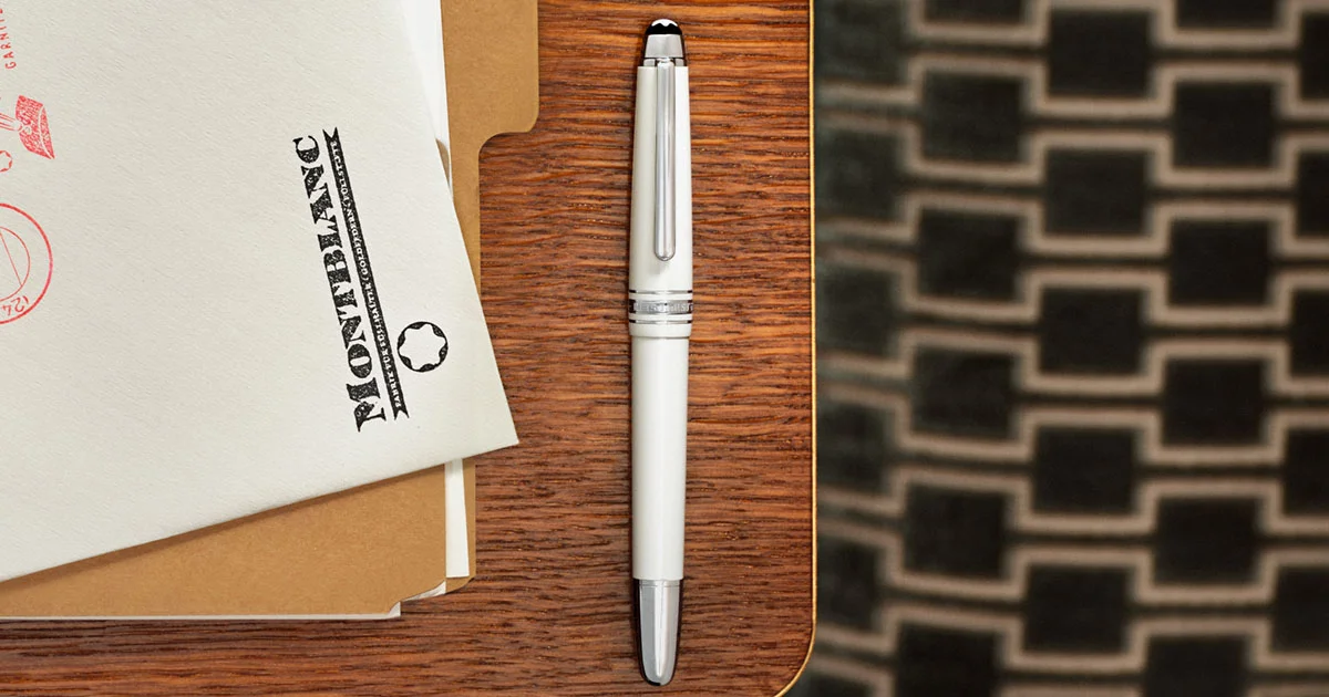 モンブラン】万年筆の王様に真っ白な新定番。クリーンで洗練された