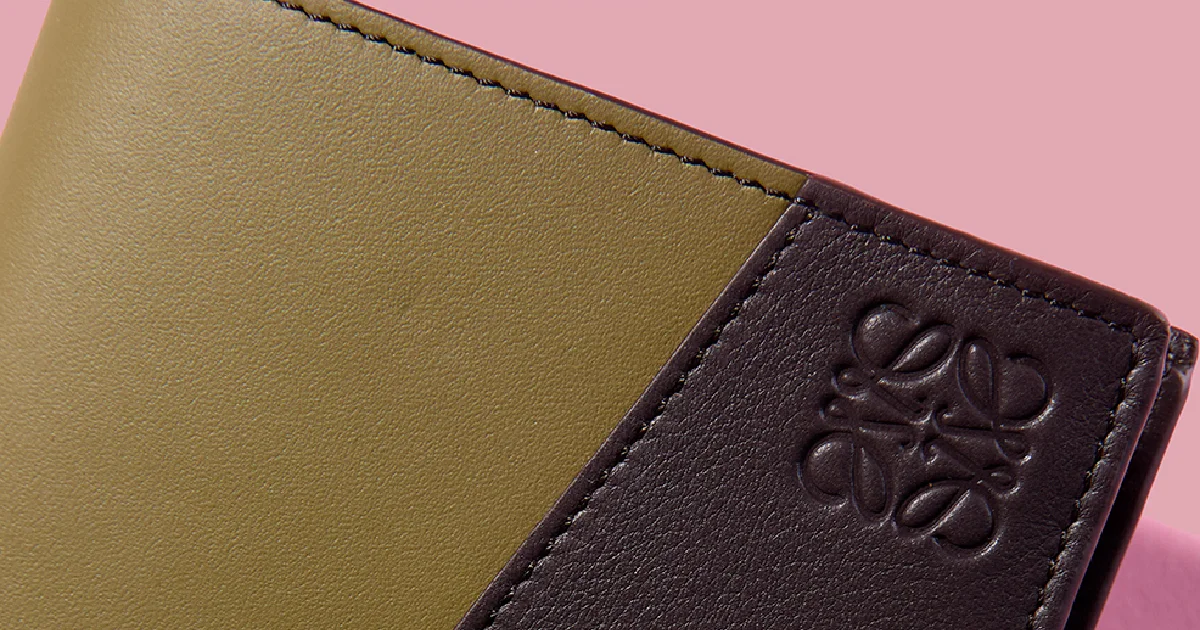 LOEWE】「パズル」の新色財布にバックパックの新型も。初夏に