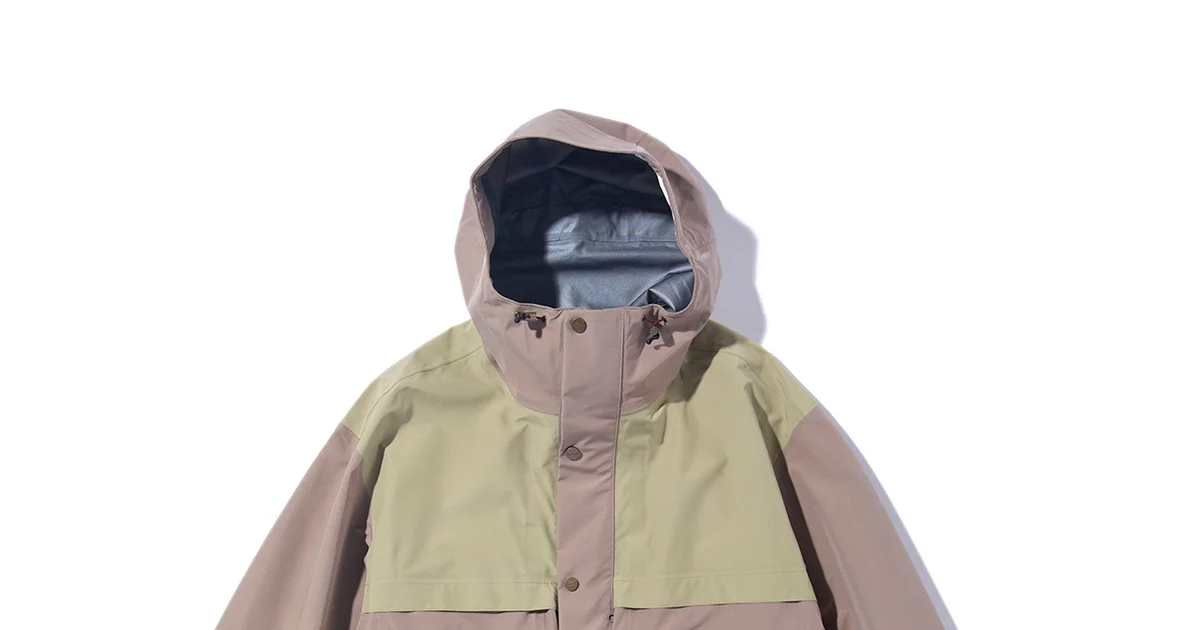 梅雨前に買うべきゴアテックスウェア】テックなデザインが苦手な人に