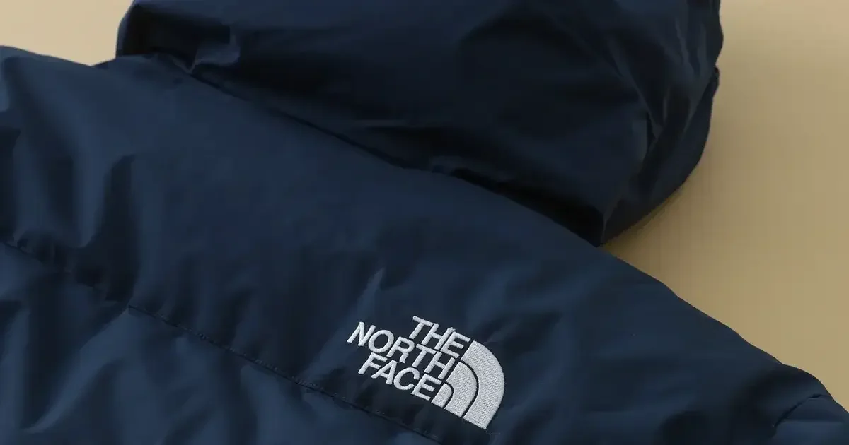 大人のダウン】ザ・ノース・フェイス、アークテリクス 黒より好感度