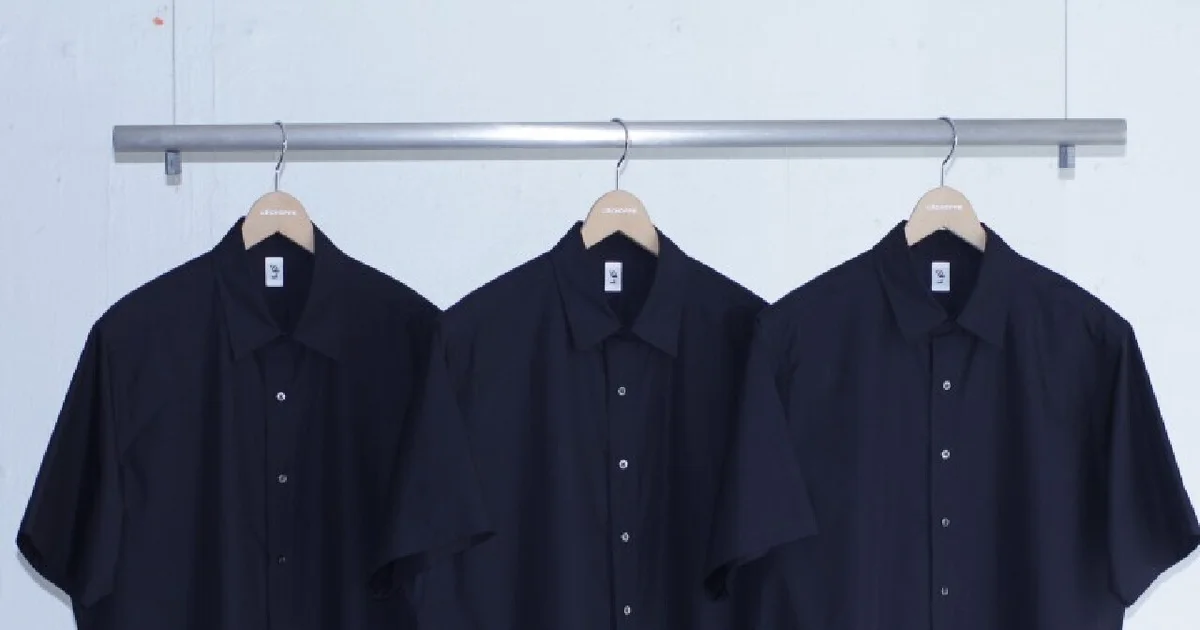 ネイビー男子の、一着入紺！】黒に近いダークネイビーの半袖シャツは