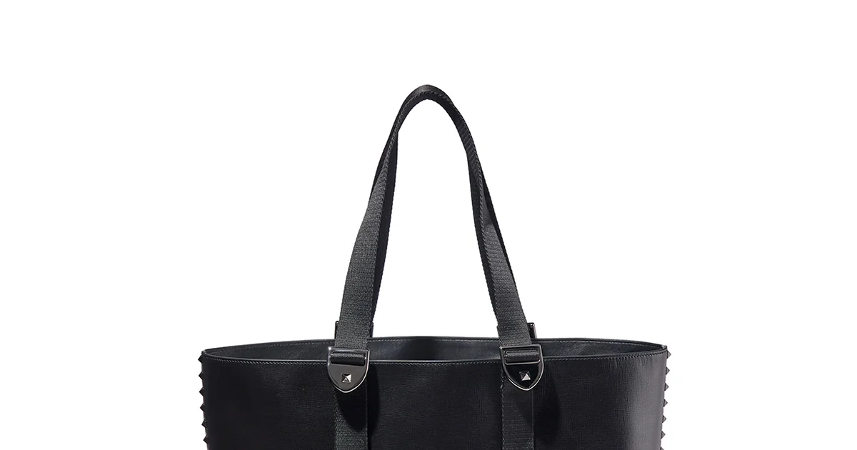 2024年秋に大人が選ぶべき逸品バッグ】ヴァレンティノ｜「ロック