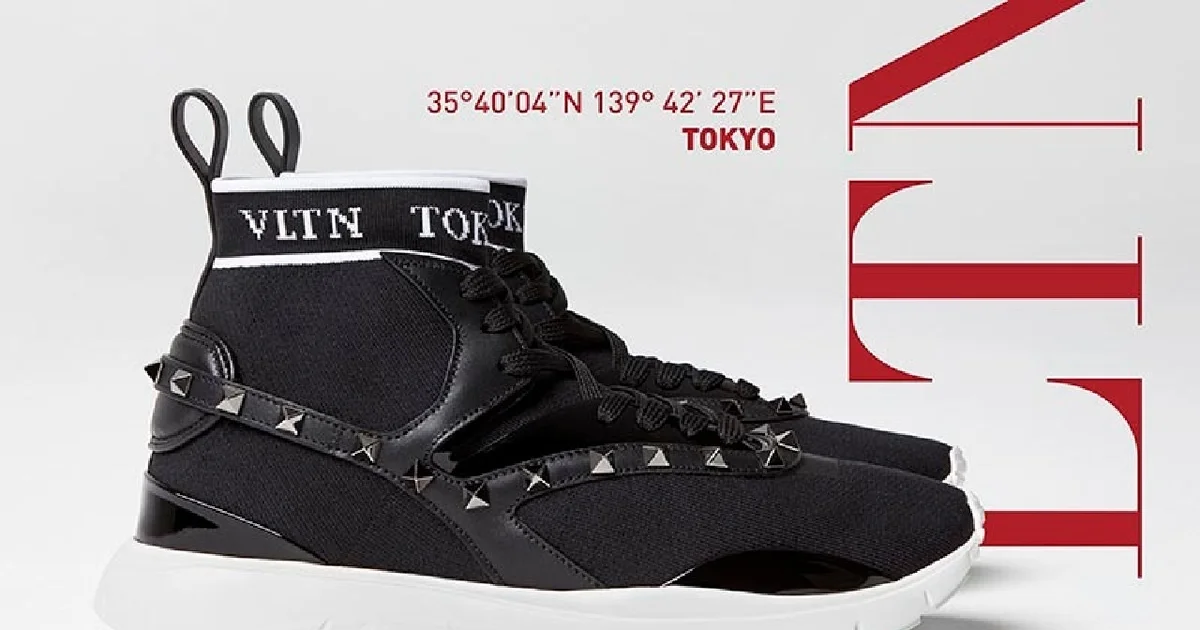未使用品】Valentino東京コレクション VLTNロゴ ヨガマット