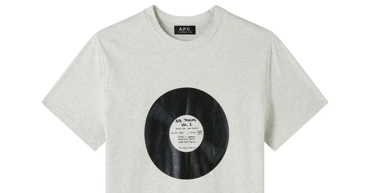 大人のA.P.C.】音楽をモチーフにしたTシャツとトートバッグが揃う