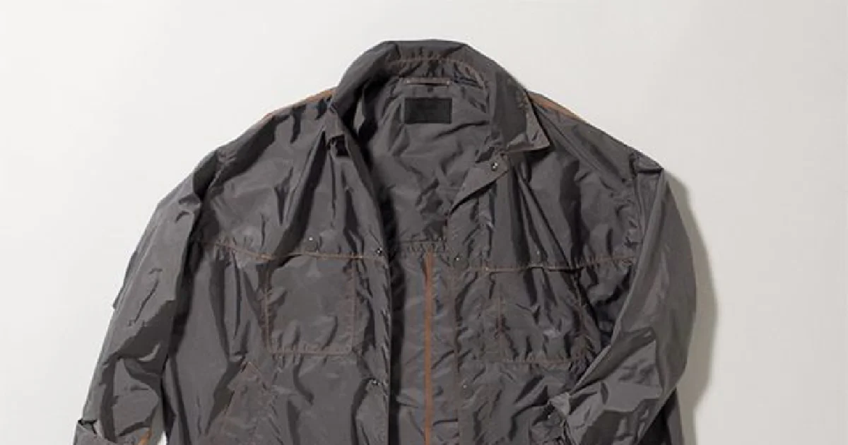 ファッションプロが愛用する「プラダ」のナイロンアイテム3選