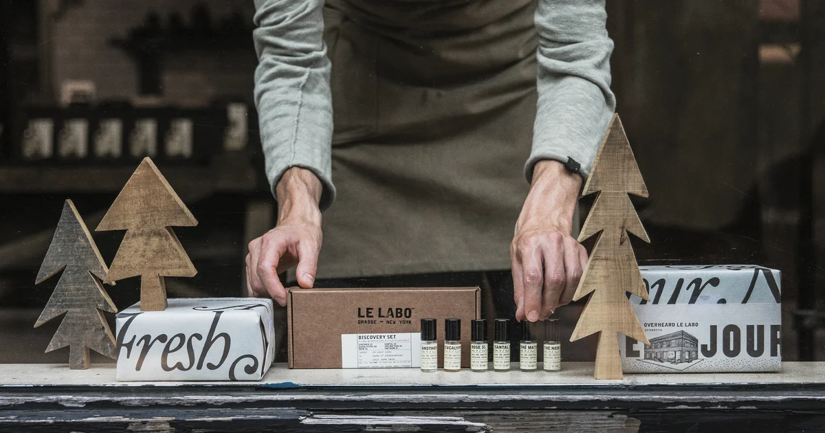 ル ラボ】完売必至。人気No.1の香り「SANTAL 33」も入った