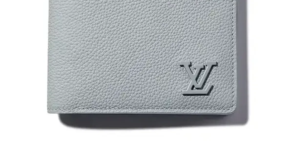 1円■ルイヴィトン ボッテガヴェネタ Dior グッチ ロエベ BURBERRY プラダ ＦＥＮＤＩ フェラガモ■ジャンク バッグ 33点 ルイ・ヴィトン、ディオール、プラダetc\u2026トップブランドの最旬