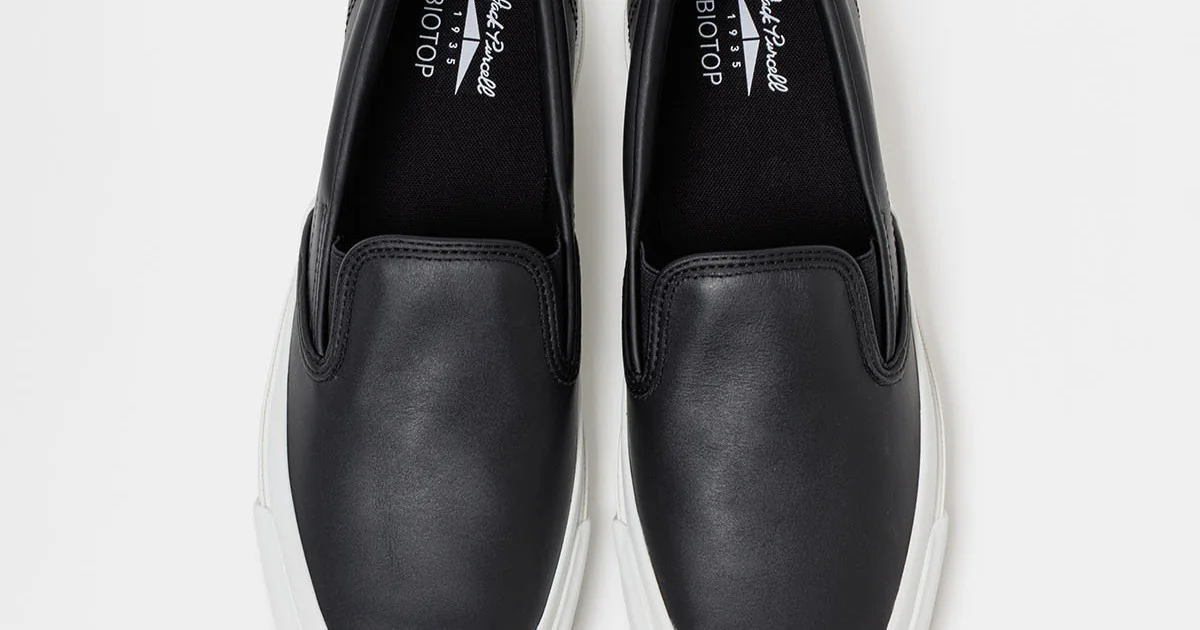 差がつく大人の黒コンバース】ミニマルに仕上げた別注「ジャック