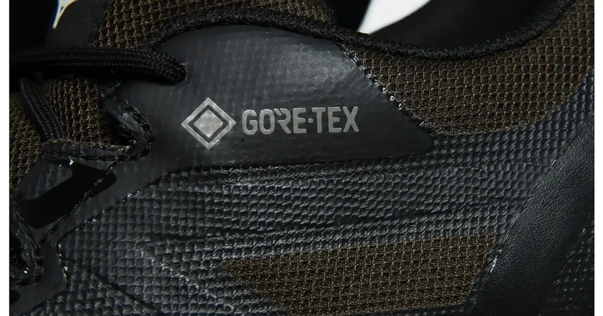 大人が買うべき新作スニーカーBEST5】2位はゴアテックス搭載「ミズノ