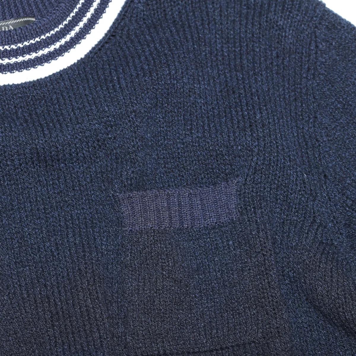 PRADAの半袖ニット