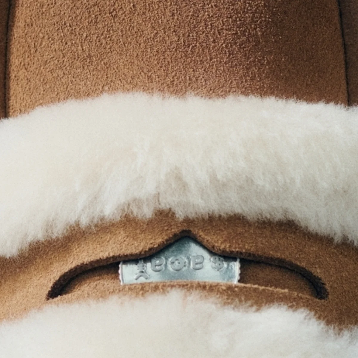 【アグ × サカイ】ローファーからブーツまで。シープスキンが映える完売必至コラボ第2弾【「UGG sacai】