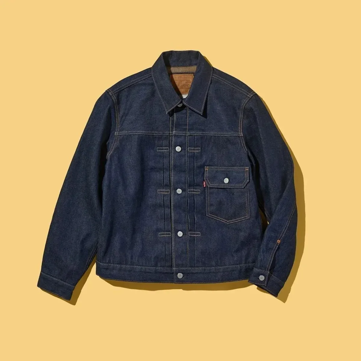 【差がつく大人のリーバイス®】冬まで使える裏地付き「TYPE1」トラッカージャケットに大注目。秋に買うべき別注モデル3選
