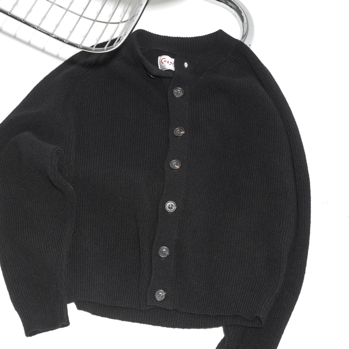 The CLASIK × corgi × LAND OF TOMORROWのクルーネックカーディガン