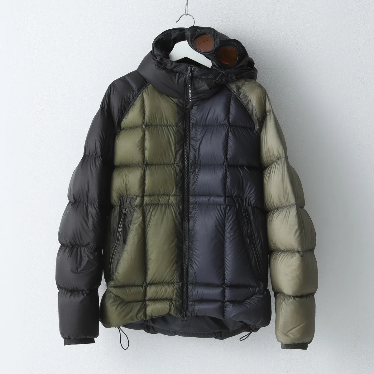 大人が買うべき「コラボ＆別注ダウン」19選。2025年冬のベストコラボは？