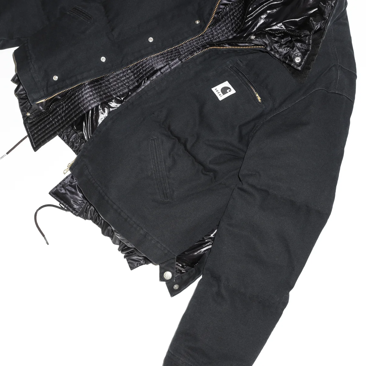 sacai x Carhartt WIPのウォッシュド ダック パファージャケット
