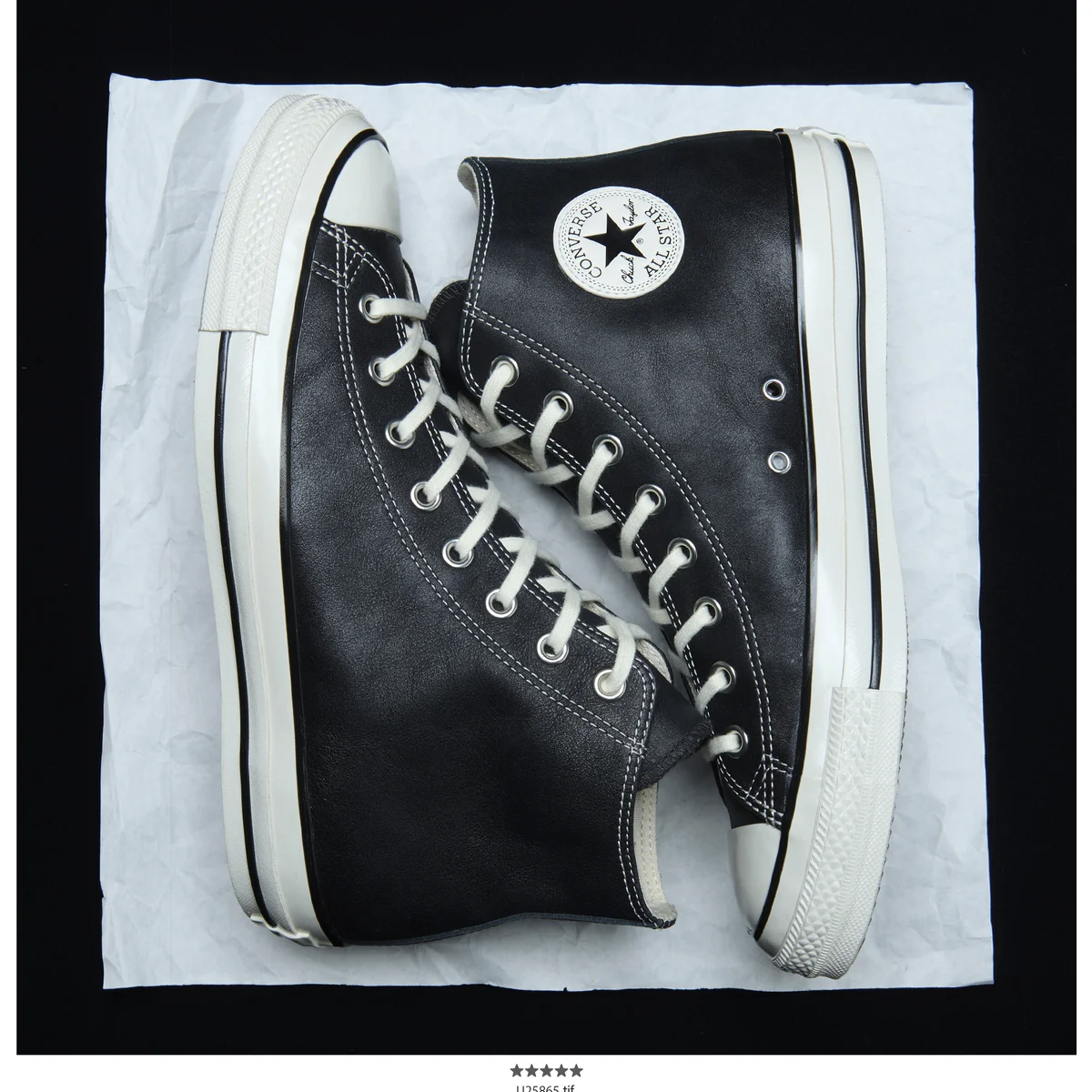 黒に見えるけど黒じゃない。差がつくコンバース「オールスター」はミッドナイトブルー【大人がこのスニーカーを買う理由｜小澤匡行】