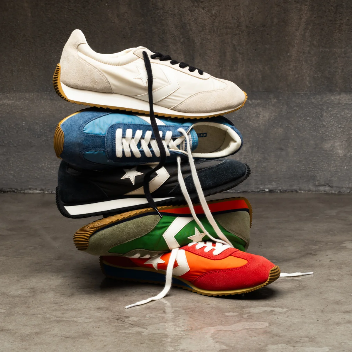 【差がつく大人のコンバース】まるでヴィンテージ。1977年デビューの隠れ名品「STFIRE AG」が復刻【3月19日発売】