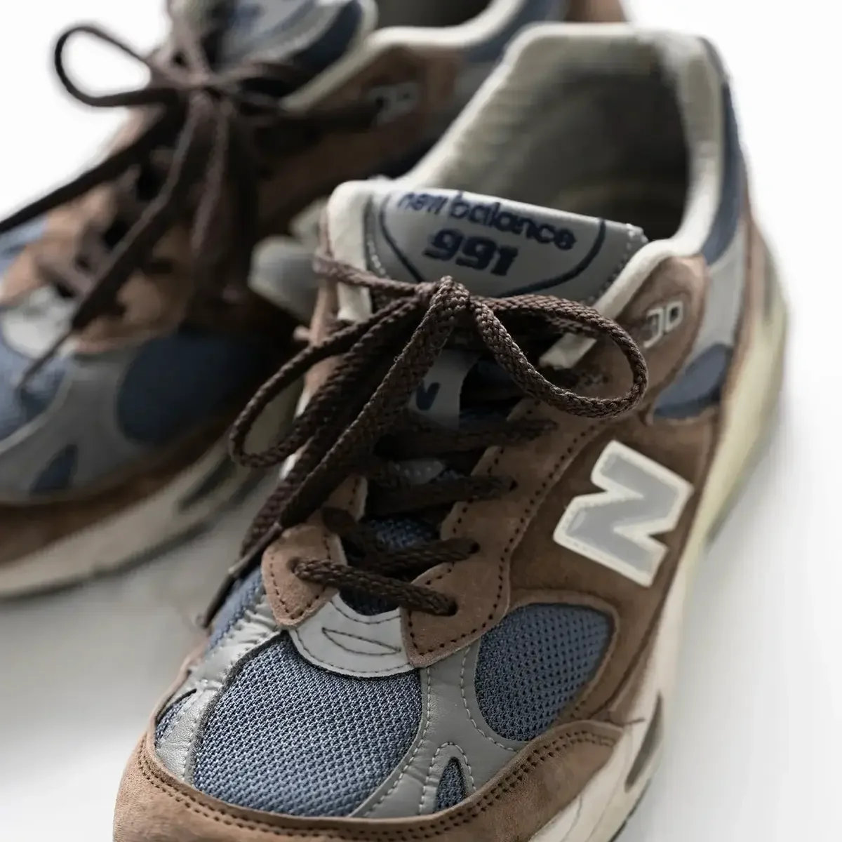 【おしゃれな大人が「買ってよかった」愛用ニューバランス3選】国内限定「991」から「550」エメ・レオン・ドレコラボまで