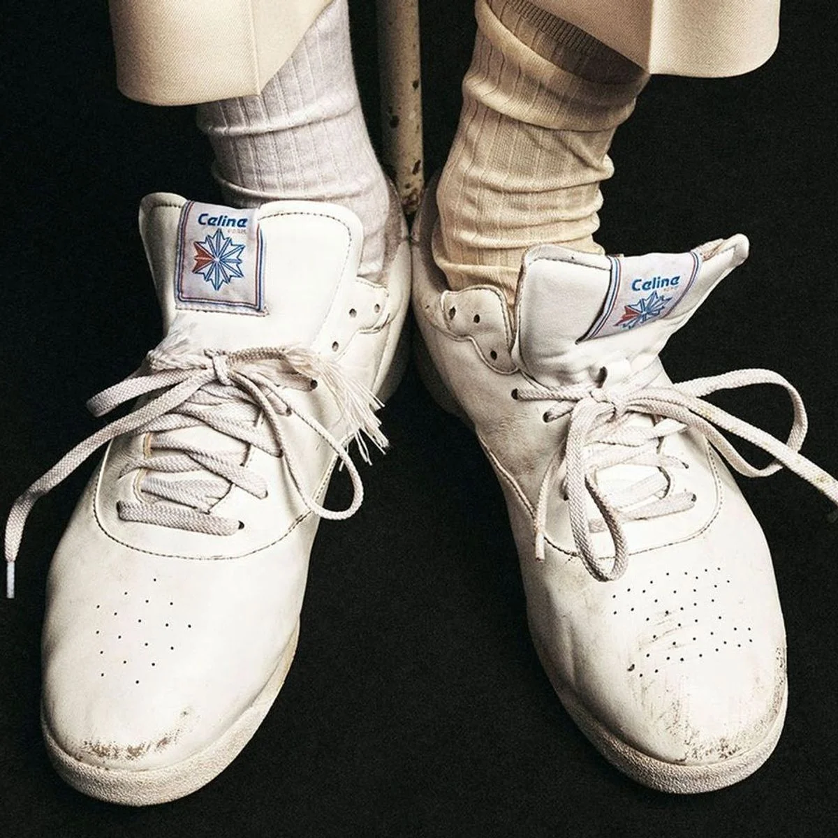 【セリーヌ】リーボックの名作スニーカー「フリースタイル」をプレミアムレザーで大人顔に。Freestyle Lo By Celine/Reebokが9月10日発売！