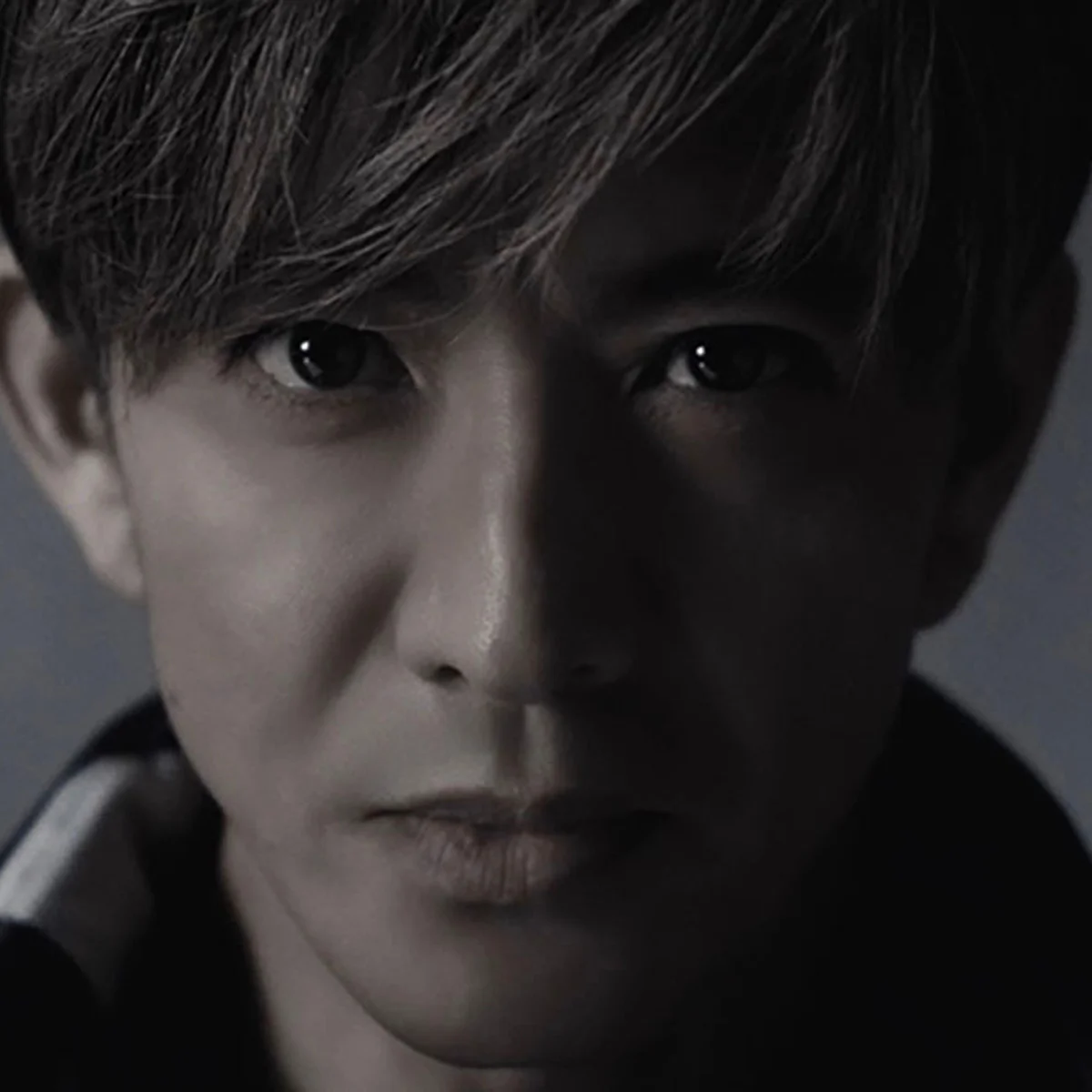 【大人のゴルフウェア】木村拓哉が着こなす「マーク＆ロナ」の最新。新アイコン登場で“ラグジュアリーゴルフ”スタイルをモダンにアップデート 