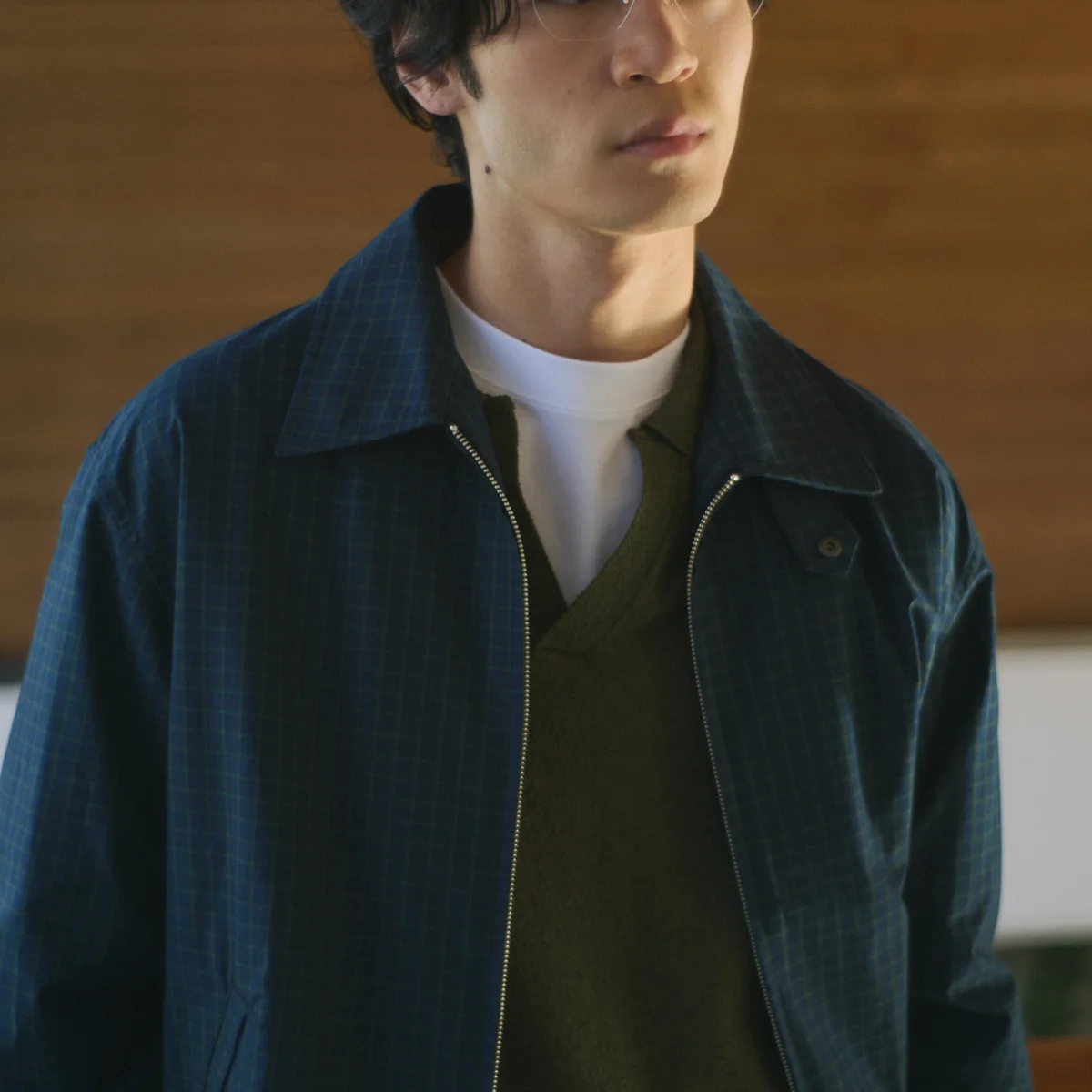 懐かしさとモダンが共存する、知的カジュアル【04＋09】