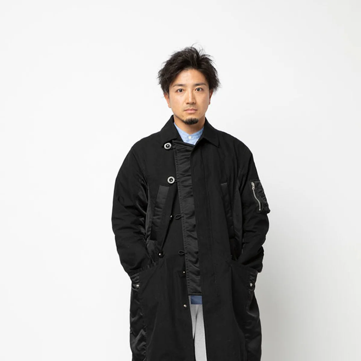 話題のコラボローファー、履きこなしの正解