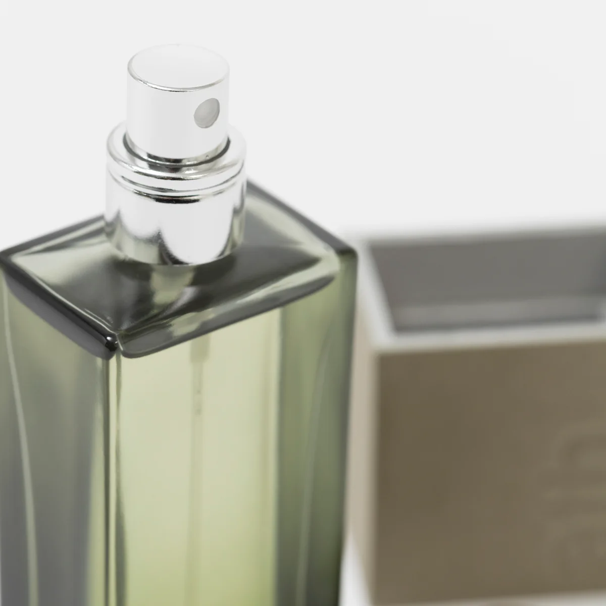 athlethia｜オードパルファン「トワイライト ヒューズ」