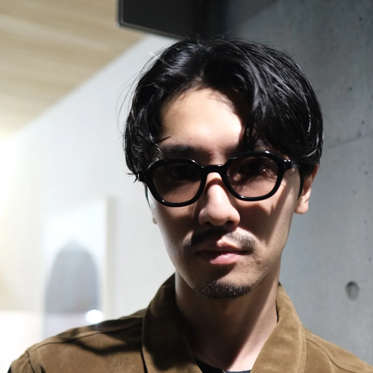 「毛流れで艶っぽさを出す」