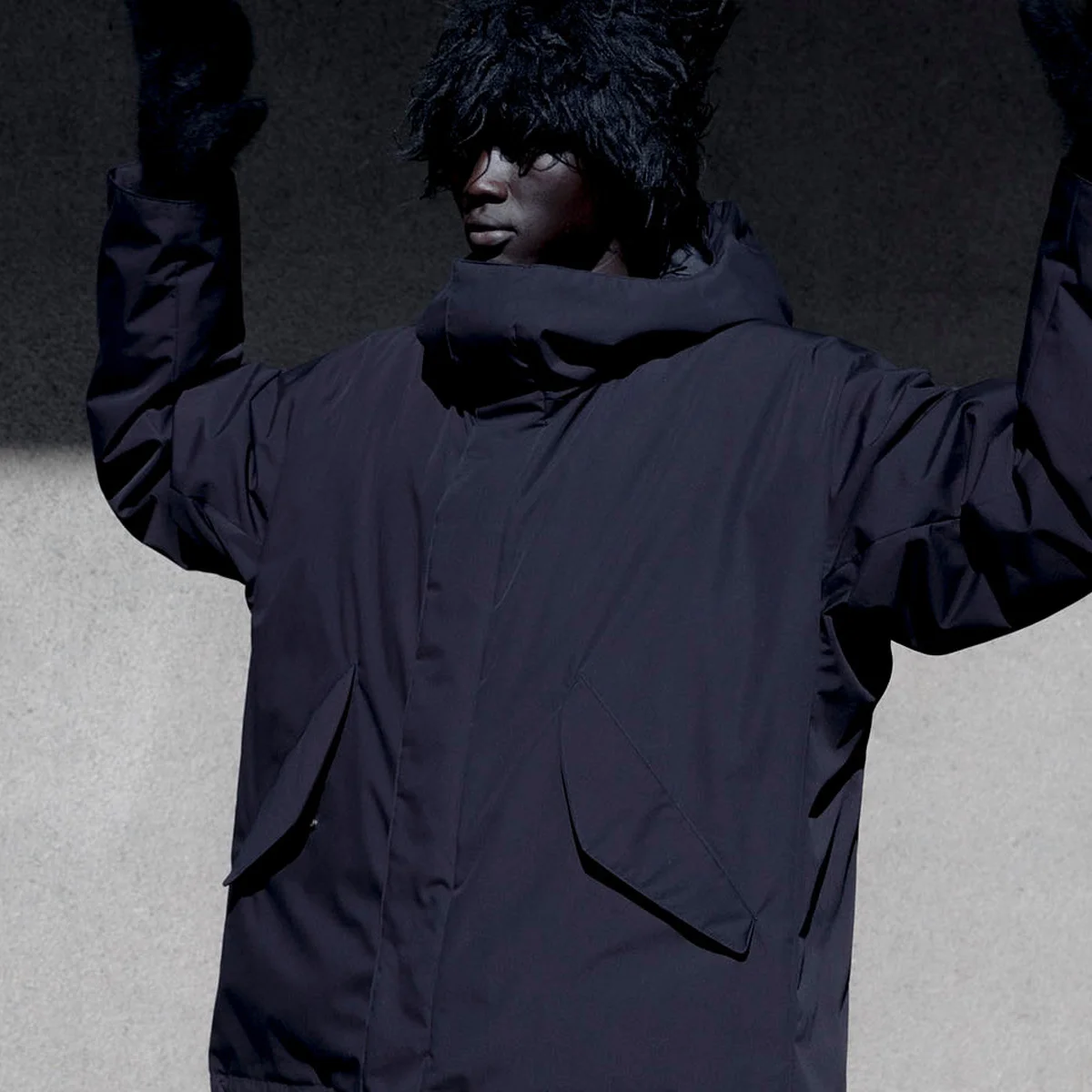 【差がつく大人のダウン】南極観測隊の装備も手がけるザンターとコラボした「ラッドミュージシャン」初のダウンジャケット【11月8日発売】