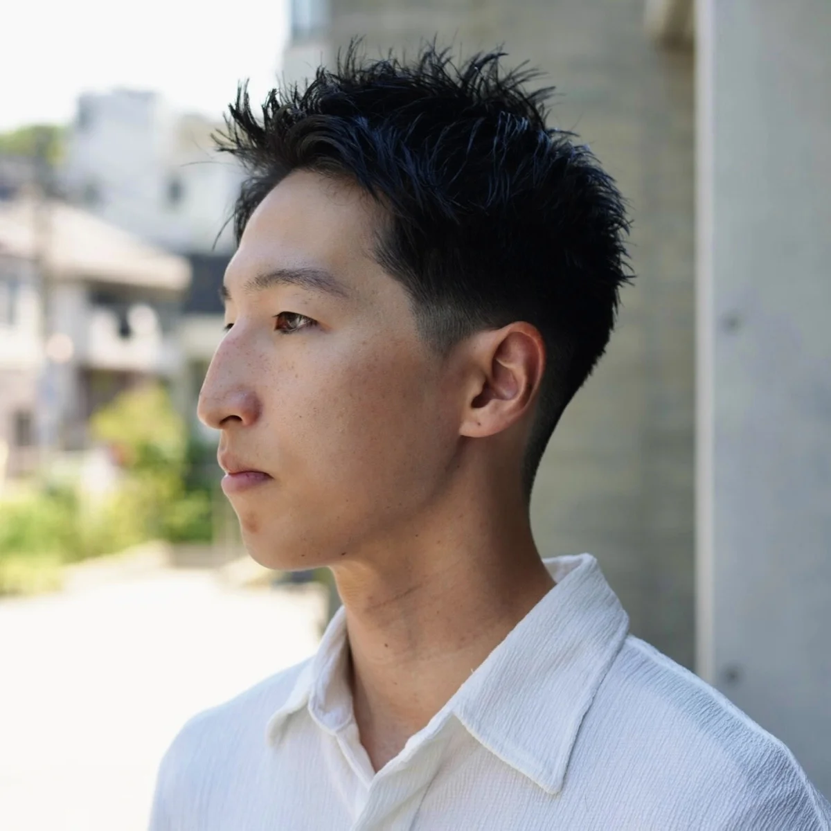 「ツーブロックで頭の形を美しく見せる」