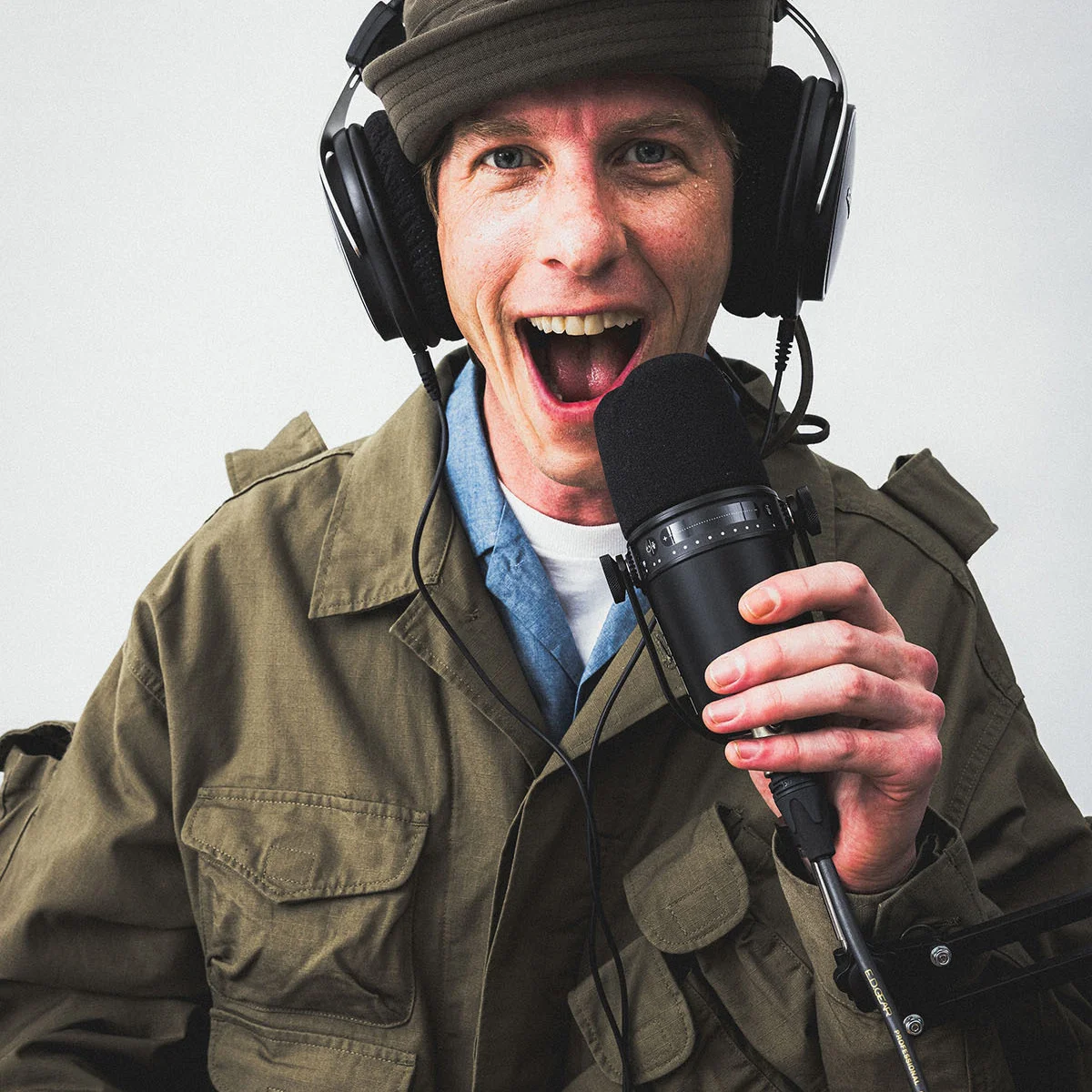 【ビームス プラスがエンジニアド ガーメンツに別注】大人ミリタリーな「PEG」の春アウターが買い！