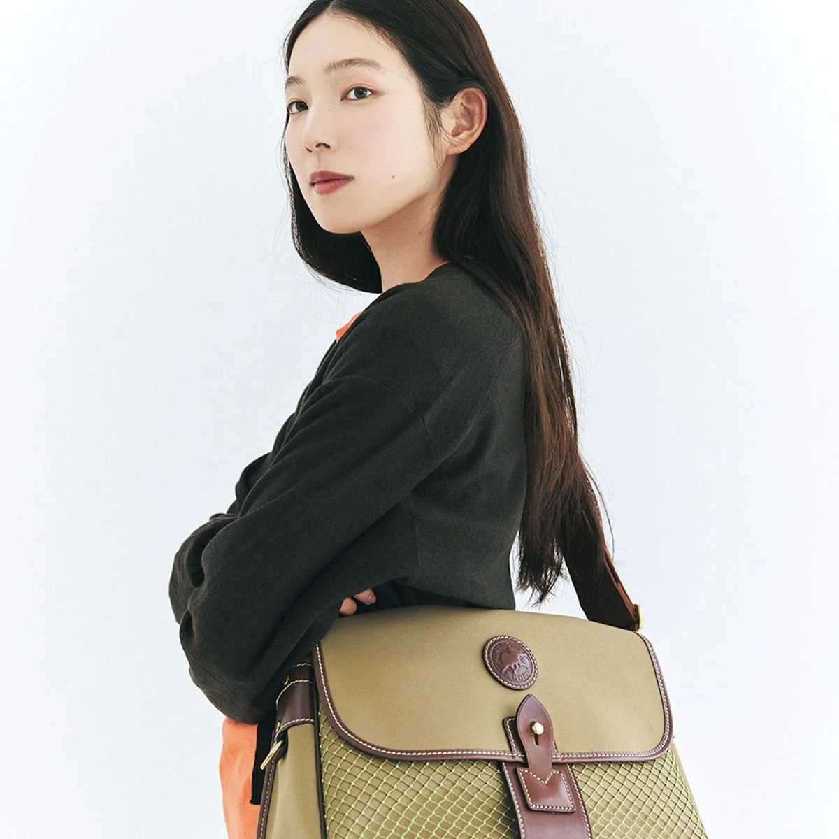 【在原みゆ紀の「手放せない」服】vol.15 ハンティングワールドのキャリーオール