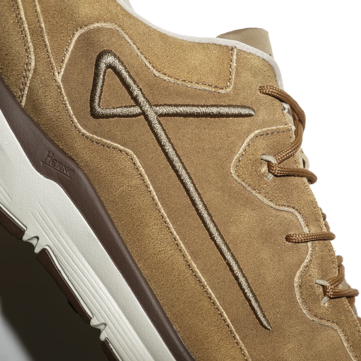 HERNOの「ヘルノ マッジョーレ」スニーカー