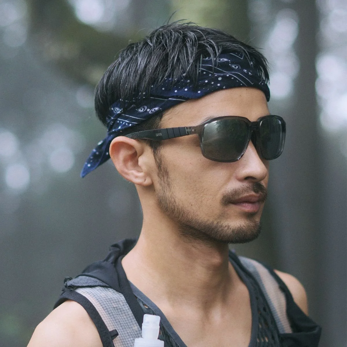 【大人のサングラス】「JINS SPORTS」と楽しむ山アクティビティ。岩壁と山道で試したクリアな視野とフィット感。