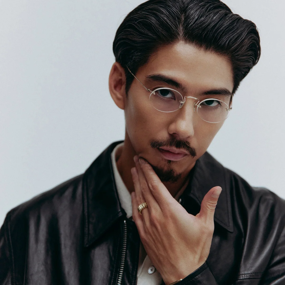 【賀来賢人インタビュー】「やりたいものは、自分たちで作ればいい」。“演じる”から“つくる”へ踏み出した新章【『Never After Dark／ネバーアフターダーク』】