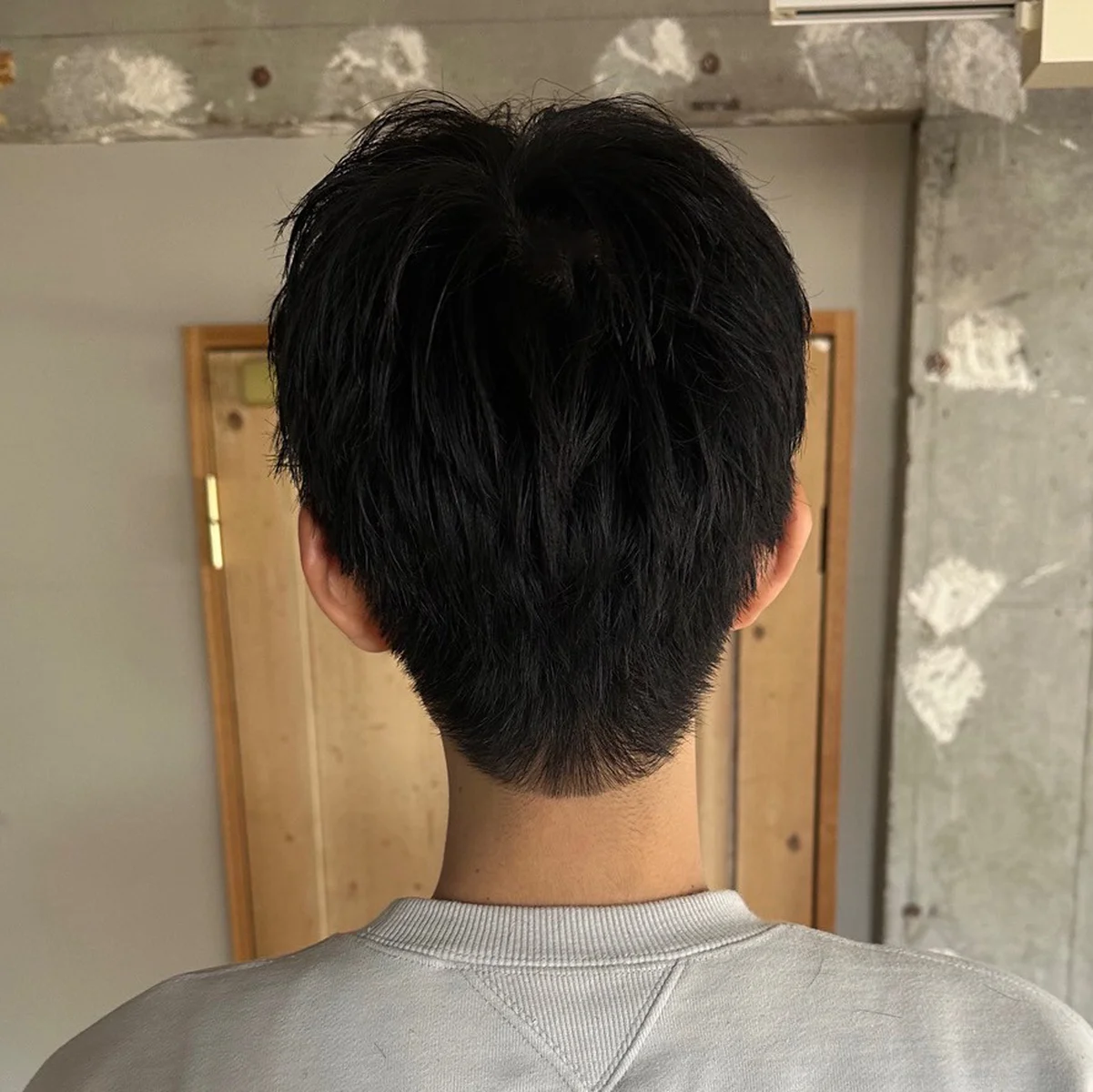 「毛流れを作って柔らかく見せる」