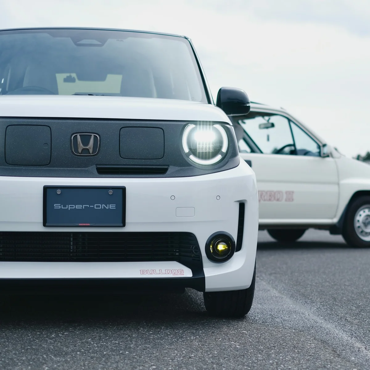 【おしゃれな大人のクルマ選び】「シティ ターボⅡ」の再来？ ホンダ「Super-ONE」は、軽くて速くて超楽しい