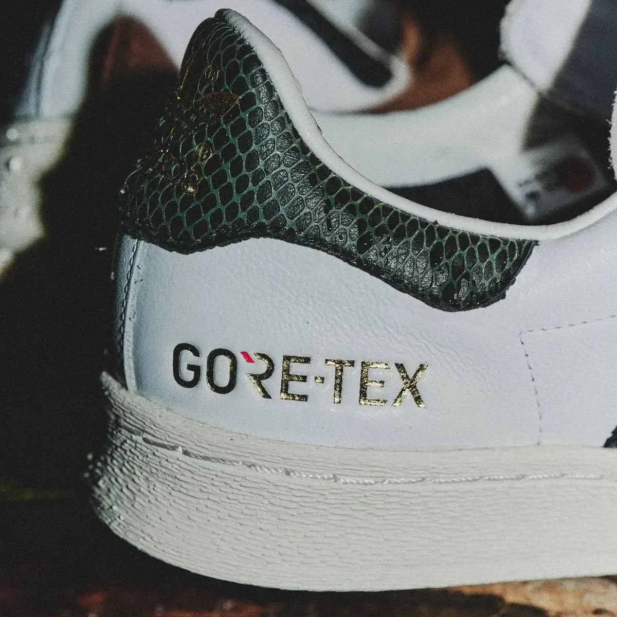 【大人が買うべきコラボ・別注スニーカー】差がつくアディダス「スーパースター」、サロモン「XT-4」... 2025年冬の注目モデル4選